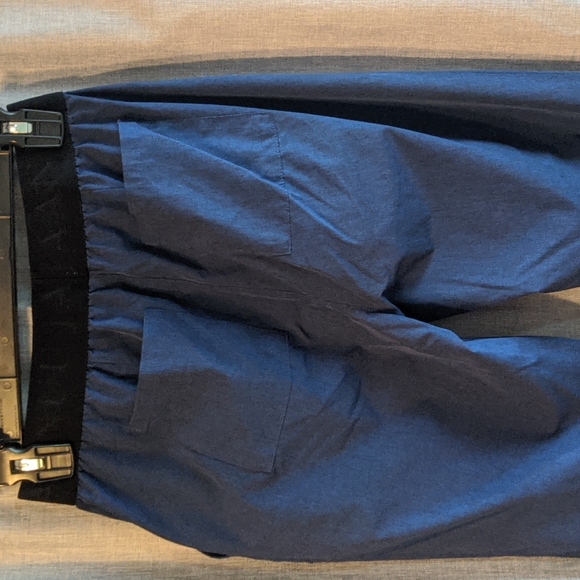 Jaanuu navy performance scrubs - Picture 12 of 15